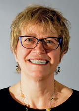 Dr. Luanne Metz